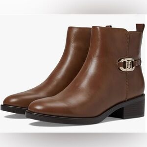 Tommy Hilfiger | Brown Vegan Leather Ankle Boots | Size 9